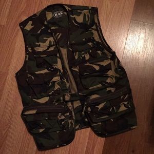 Camouflage Cargo Vest for Boys (Age 13) NWOT